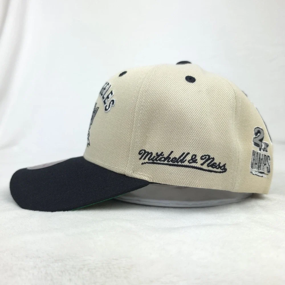 LA Kings Mitchell & Ness NHL Pro Fit Snapback Hat Cap 2X Champions Cream NWT